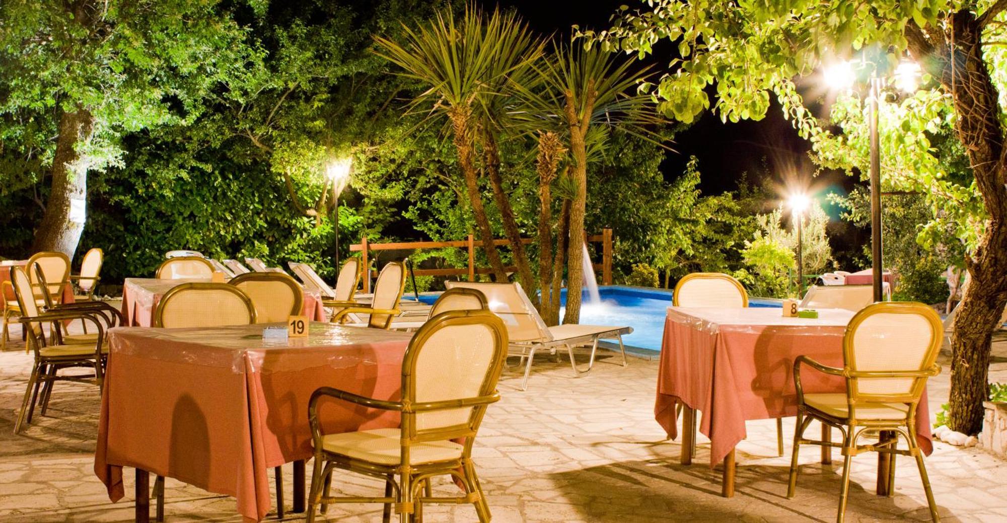 Albergo B&B Antica Trattoria Bacco Circello Dış mekan fotoğraf