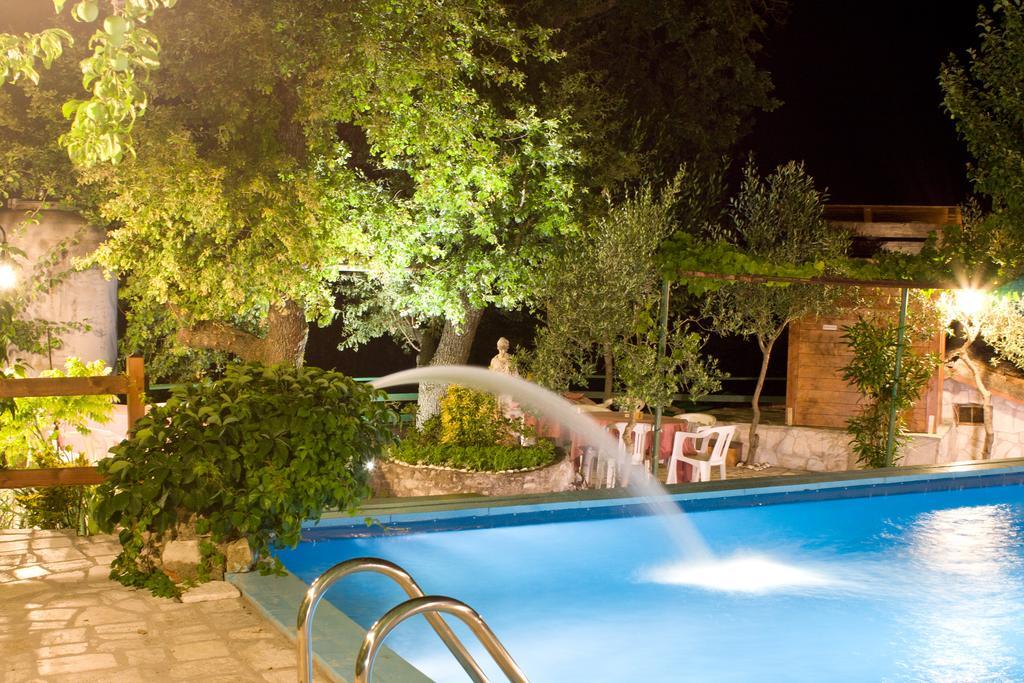 Albergo B&B Antica Trattoria Bacco Circello Dış mekan fotoğraf